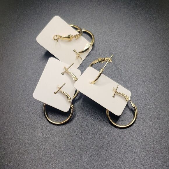 𝅺small gold hoop Earrings - Picture 3 of 4